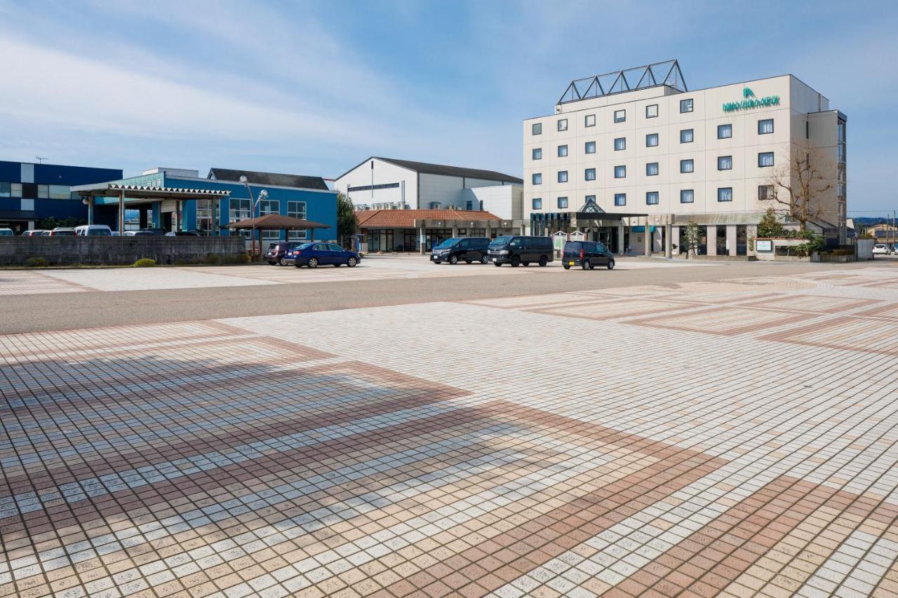 Fukuno Town Hotel A・Mieux นันโตะ ภายนอก รูปภาพ